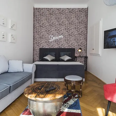 Апартаменты Design Havelska